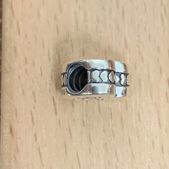 Pandora Softball Mom Exclusive Travel Heart Charm Pendant, S925 Silver Bracelets - Picture 4 of 4